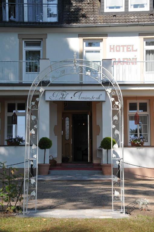 Arnimsruh Hotel Garni Lubeck Bagian luar foto