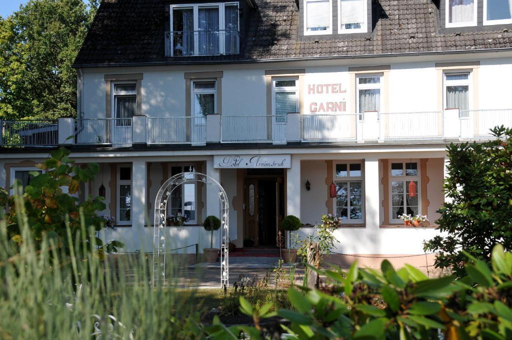 Arnimsruh Hotel Garni Lubeck Bagian luar foto